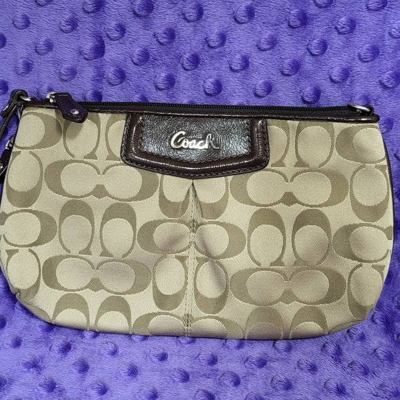 Coach Handbags - Coach Ashley Signature Wristlet